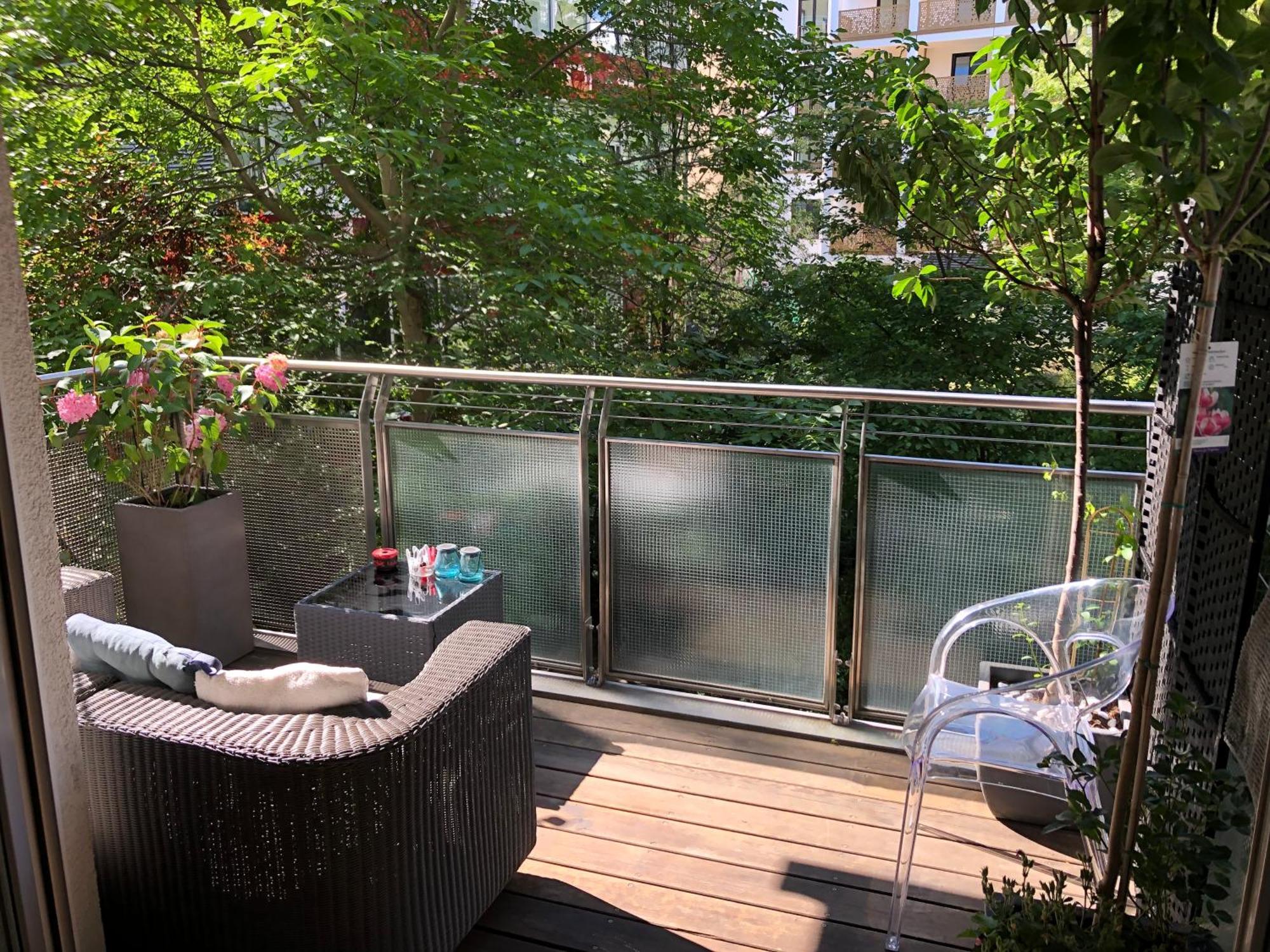 Appartement In The Center Of With Big Terrace Berlijn